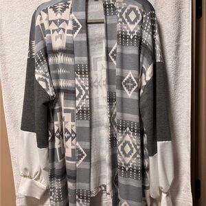 Geometric Plus Size Patterned Cardigan